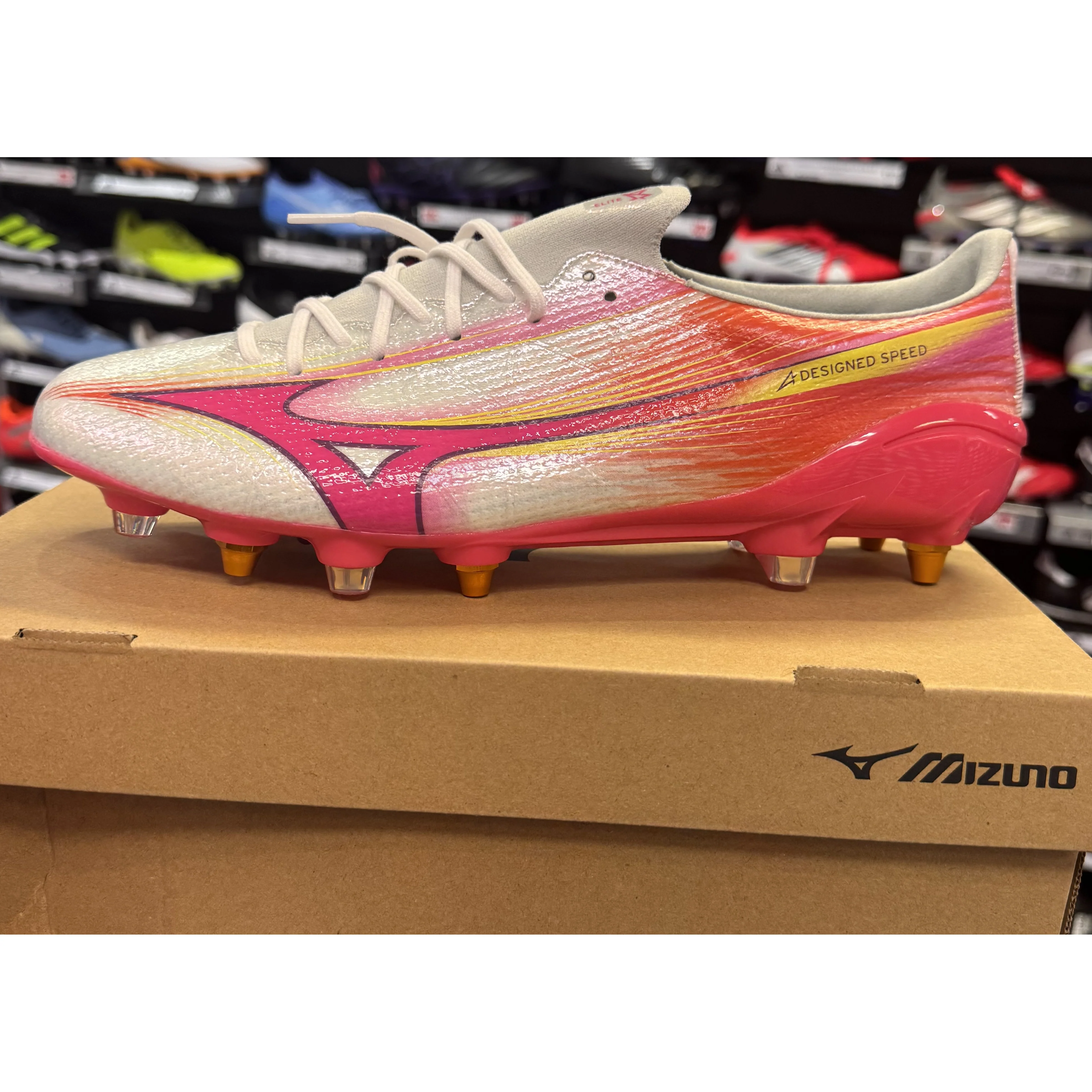 Mizuno Alpha III Elite Mix Football Boots Men's (White Fuschia Pink) - Image 2