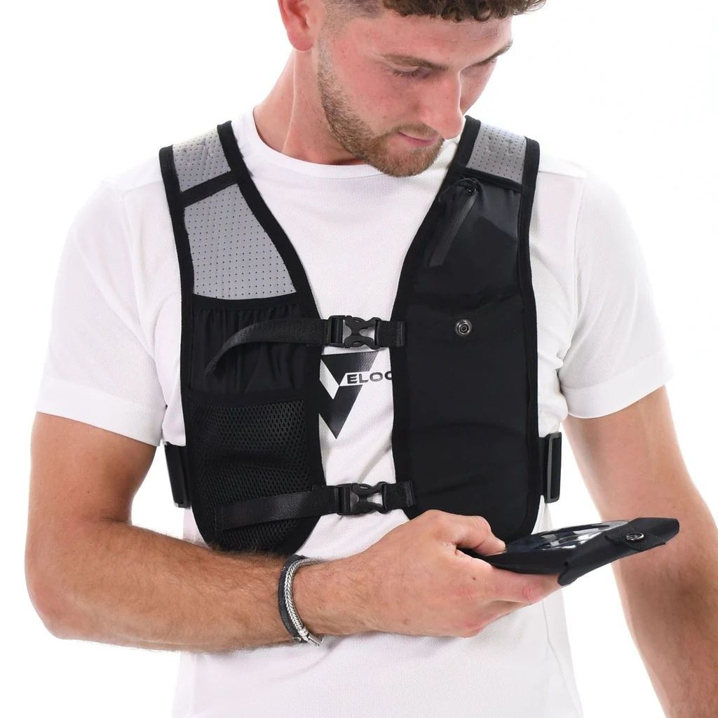 Six Peaks Hydration Running Vest Unisex - Image 3
