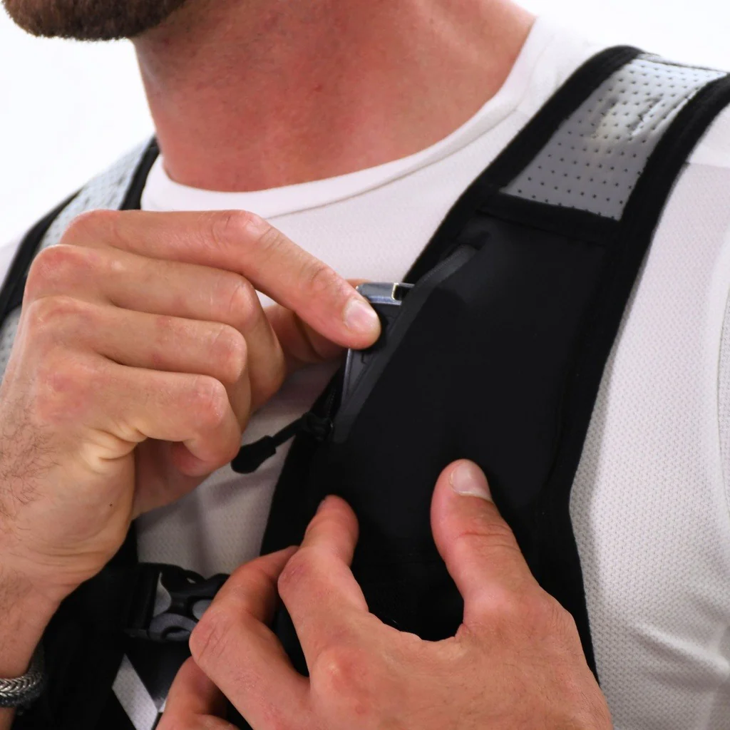 Six Peaks Hydration Running Vest Unisex - Image 4