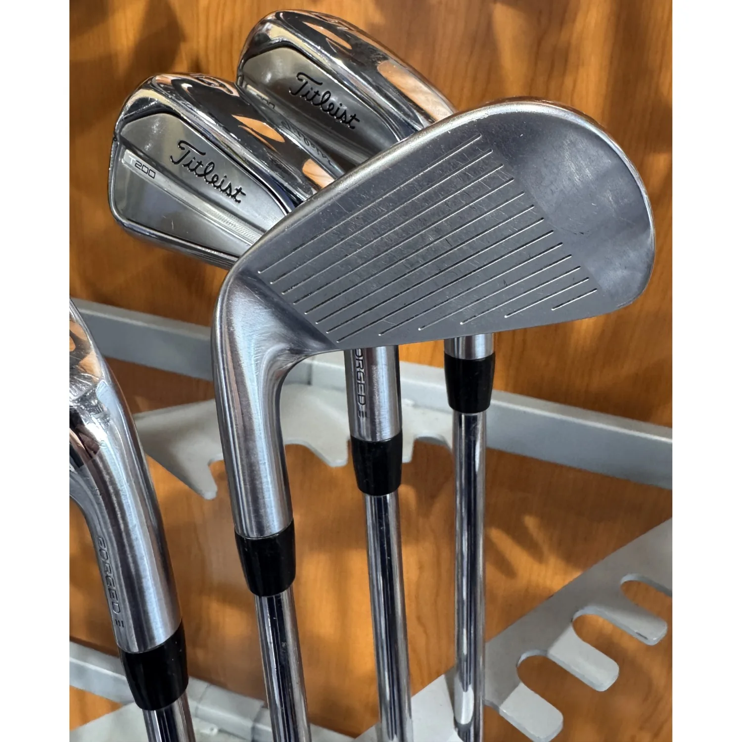 Titleist T200 5 to 9 & PW Iron Set (6 Irons) EX RENTAL SET - Image 3