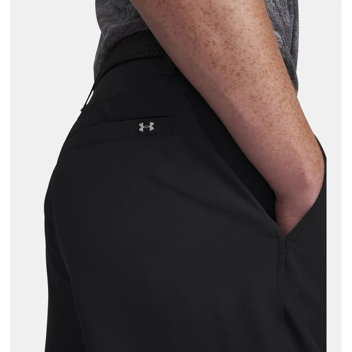 Under Armour Drive Tapered Golf Shorts Men's (Black 001) - Image 2