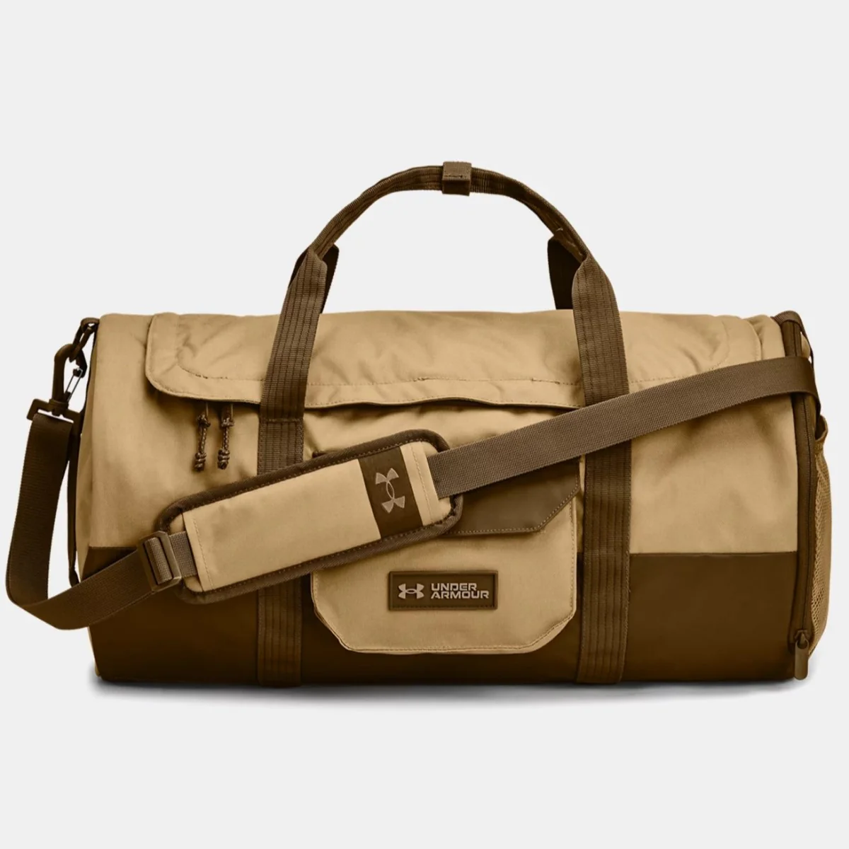 Under Armour Triumph Barrel Duffle Bag (Camel Coyote 263)
