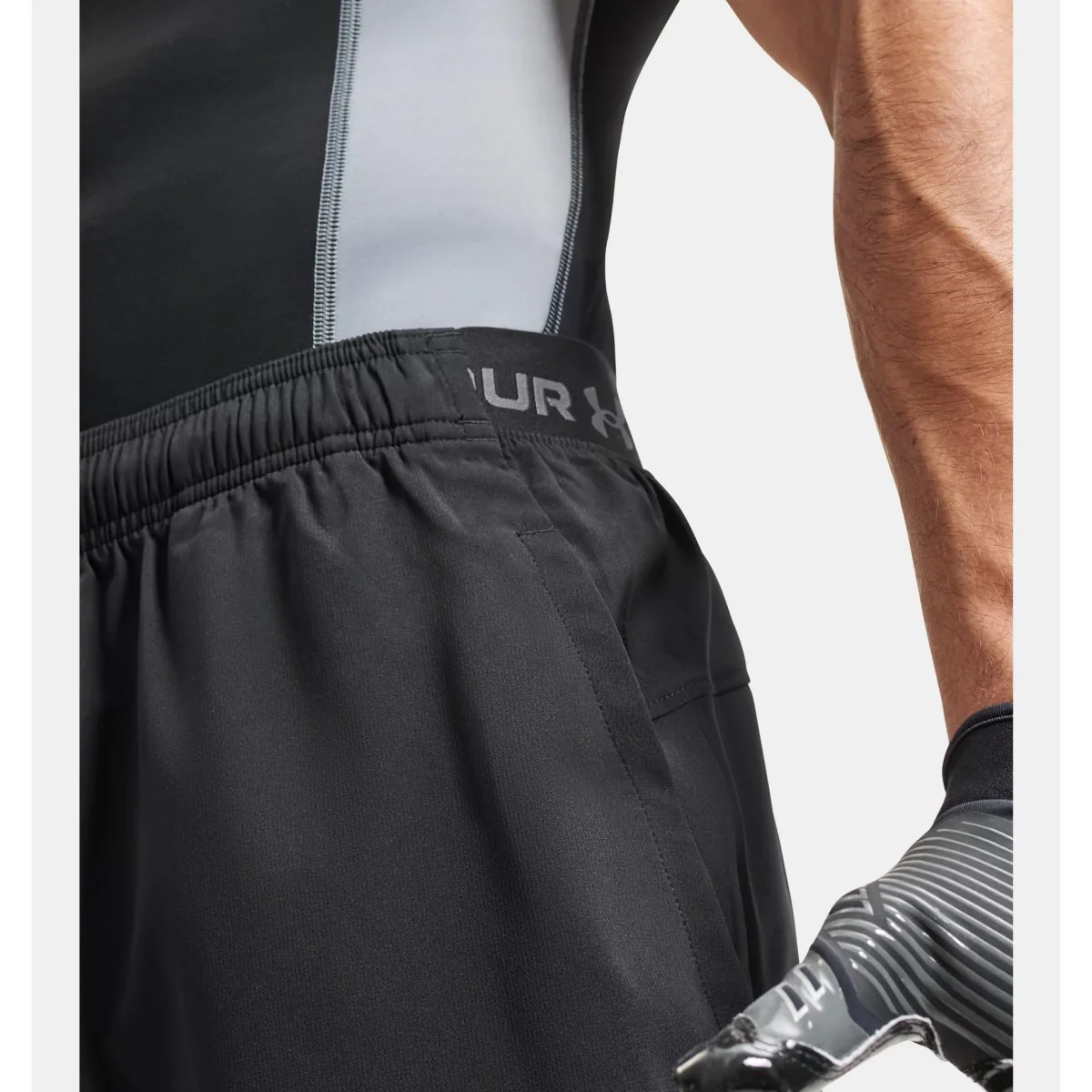 Under Armour Vanish Woven 6 Inch Graphic Shorts Men's (Black Castlerock 001) - Image 4