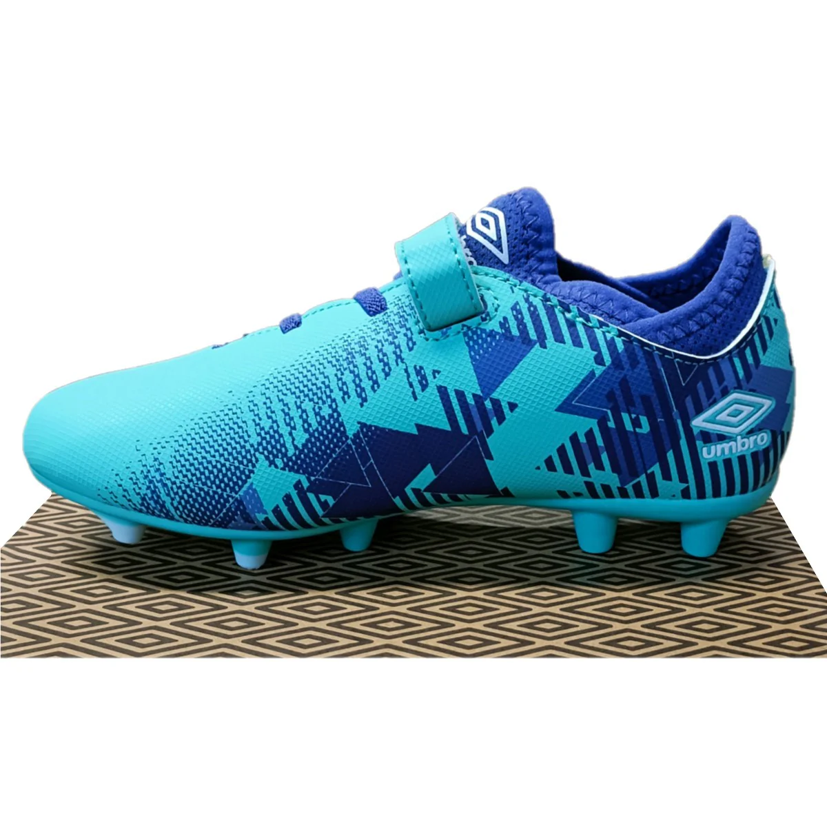 Umbro Formation III Velcro Firm Ground Football Boots Kid's (Pool Blue White ND2) - Image 3
